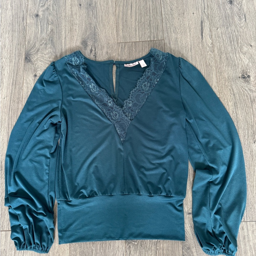 Elegant Teal Lace V-Neck Blouse